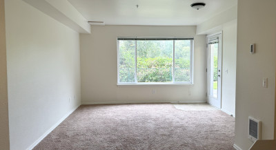 1 x 1, 665 sq.ft. Living Room