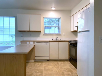 2 x 1.75, 919 sq.ft. ADA Unit Kitchen